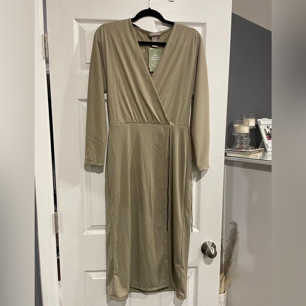 NWT H&M neutral maxi dress